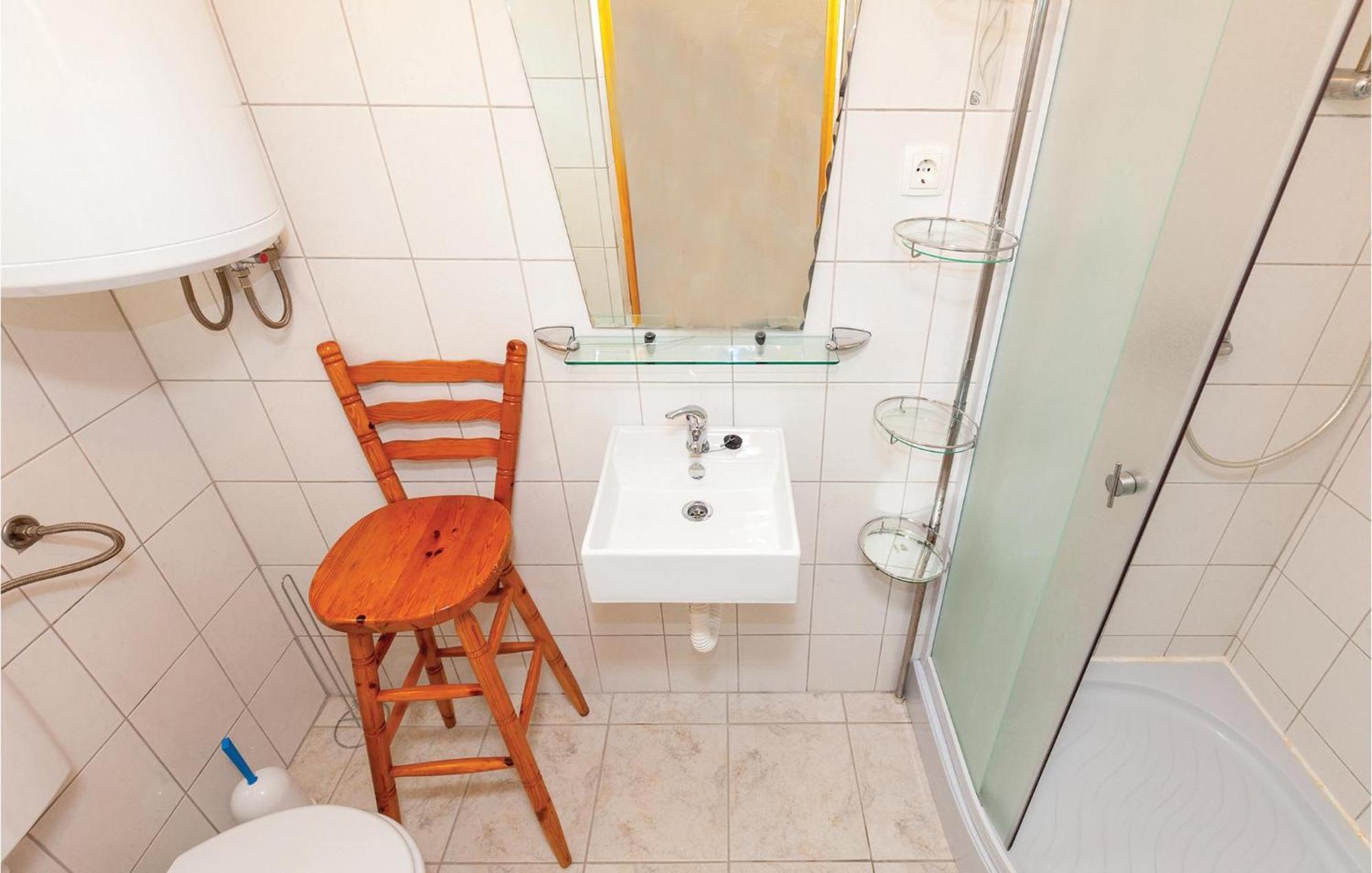 Gorgeous Apartment In Klenovica With Kitchen Esterno foto